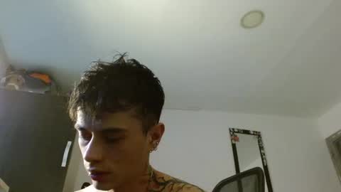 Snapshot of jaico_santos1 chatting on February 27, 11:27 pm Jaico online show from February 27, 11:27 pm