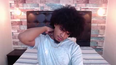 Snapshot of jaicob_runeer chatting on October 18, 2:25 am I AM JAICOB online show from October 18, 2:25 am