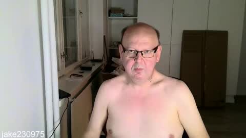 Jake2309 online show from October 27, 8:35 pm