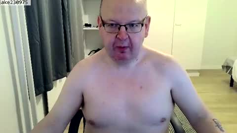 Jake2309 online show from July 1, 7:57 pm