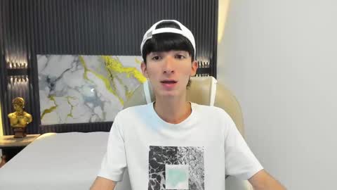 Snapshot of jake_evanss_ chatting on October 2, 8:27 pm JAKE online show from October 2, 8:27 pm