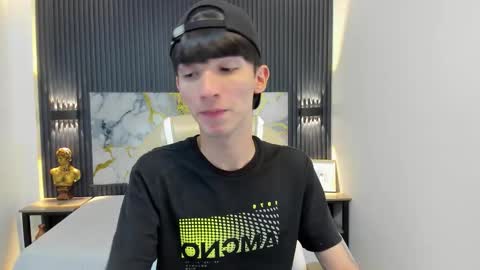 Snapshot of jake_evanss_ chatting on October 6, 8:39 pm JAKE online show from October 6, 8:39 pm