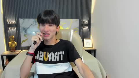 Snapshot of jake_evanss_ chatting on October 14, 8:53 pm JAKE online show from October 14, 8:53 pm