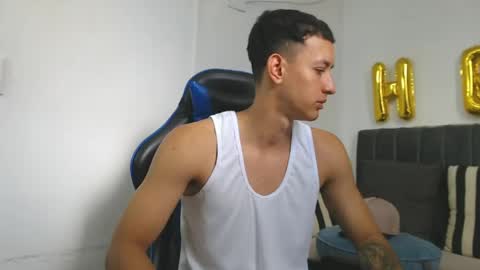 Hi guys im new 3 online show from May 26, 6:26 pm