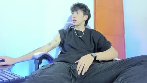 jake online show from April 2, 3:37 am