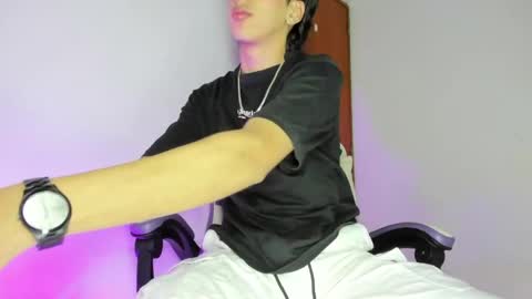 Snapshot of jake_tripp__ chatting on May 12, 3:47 am jake online show from May 12, 3:47 am