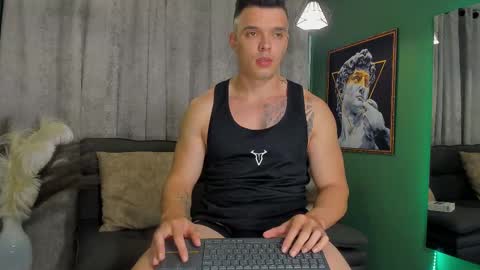 Snapshot of jakee_tyler chatting on February 26, 12:16 am Jake Tyler online show from February 26, 12:16 am