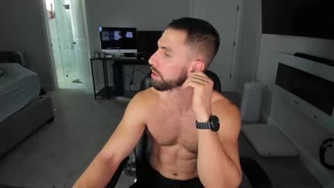 Jake Orion online show from April 13, 3:50 pm