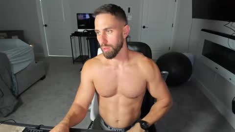Snapshot of jakeorion chatting on May 25, 5:08 pm Jake Orion online show from May 25, 5:08 pm