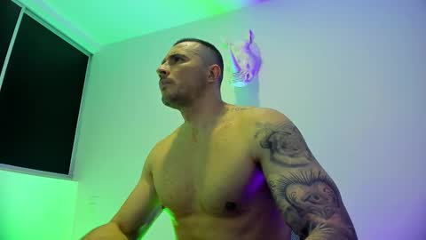 jakestone_1 online show from February 24, 1:14 am