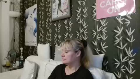 JAKKI LOUISE pornstar online show from November 23, 5:35 pm