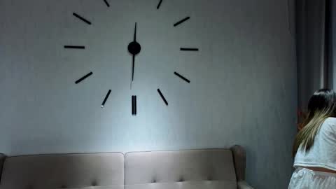 Snapshot of jaleesasahler chatting on November 21, 5:17 am Iris online show from November 21, 5:17 am