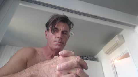 Snapshot of jam_on_it chatting on January 1, 1:58 am JAM online show from January 1, 1:58 am