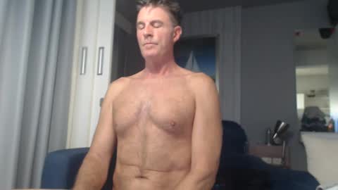 Snapshot of jam_on_it chatting on February 13, 3:07 am JAM online show from February 13, 3:07 am