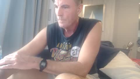 Snapshot of jam_on_it chatting on February 19, 10:56 am JAM online show from February 19, 10:56 am