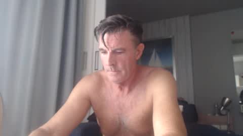 Snapshot of jam_on_it chatting on March 1, 4:04 am JAM online show from March 1, 4:04 am