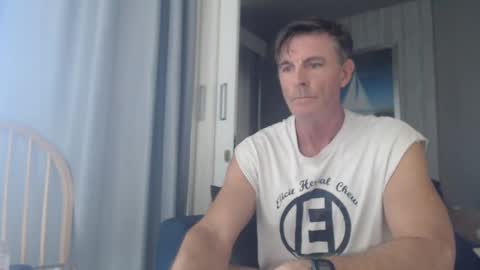 Snapshot of jam_on_it chatting on March 5, 6:12 am JAM online show from March 5, 6:12 am