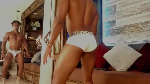   online show from November 7, 4:45 am