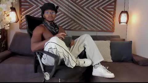   online show from July 16, 7:42 pm