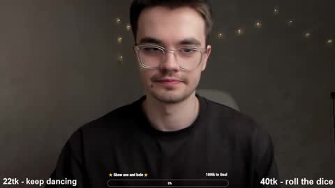 Snapshot of jame_flow chatting on March 1, 10:53 pm Hey there Im Jame online show from March 1, 10:53 pm