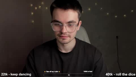 Snapshot of jame_flow chatting on March 2, 11:09 pm Hey there Im Jame online show from March 2, 11:09 pm