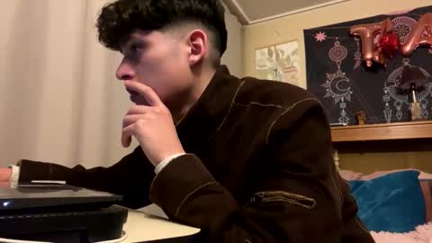 james2002og online show from September 27, 3:55 am