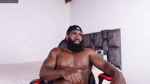 Snapshot of james_bbcmuscle chatting on July 15, 11:37 am James BBC online show from July 15, 11:37 am