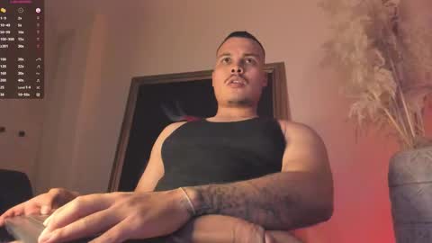 Snapshot of james_carter7 chatting on February 25, 3:49 am Juan online show from February 25, 3:49 am