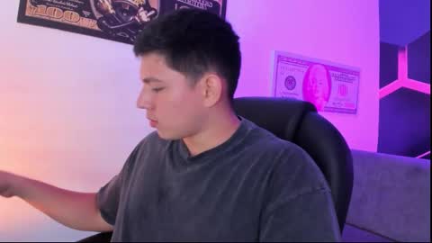 james_cr online show from September 28, 3:01 am