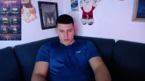 james_cr online show from December 18, 1:22 am