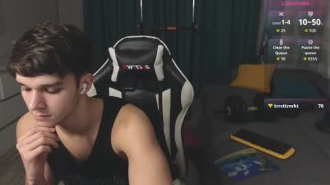 James online show from November 15, 10:37 pm