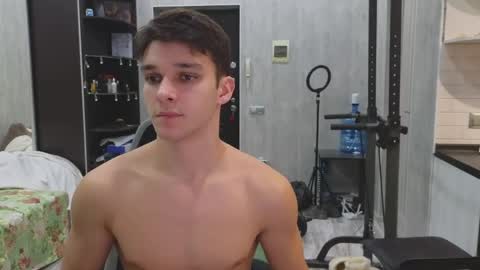 James online show from April 14, 11:33 pm