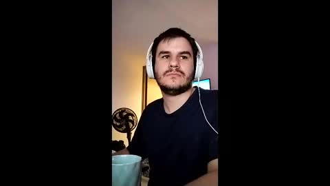 Snapshot of james_jakesboys chatting on December 14, 12:49 am james_jakesboys online show from December 14, 12:49 am