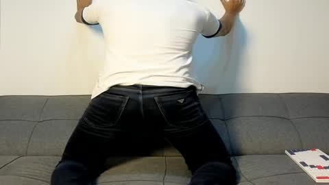 james_silva1 online show from May 5, 2:30 am