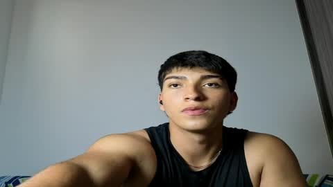 james_silva1 online show from May 25, 9:54 pm