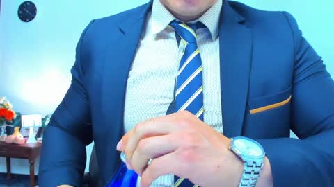 James online show from December 18, 3:22 pm