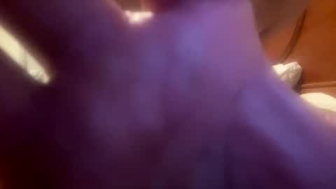 Snapshot of jamesdee91280641 chatting on November 6, 6:47 am jamesdee91280641 online show from November 6, 6:47 am