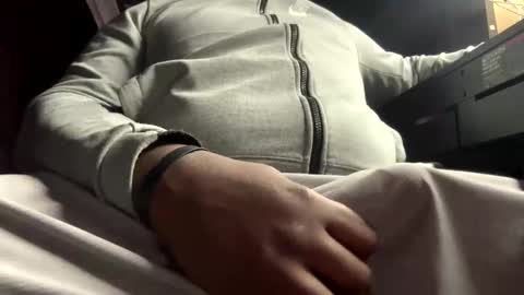 Snapshot of jameshreen chatting on February 23, 6:44 am James H online show from February 23, 6:44 am