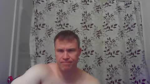 Snapshot of jamesjewels chatting on February 6, 3:59 am jamesjewels online show from February 6, 3:59 am