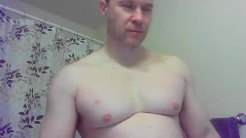 Snapshot of jamesjewels chatting on February 16, 3:27 pm jamesjewels online show from February 16, 3:27 pm