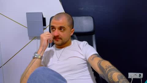 JamesMyers online show from April 10, 4:50 am