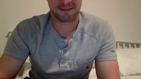 jamesnewtron online show from November 12, 2:56 am