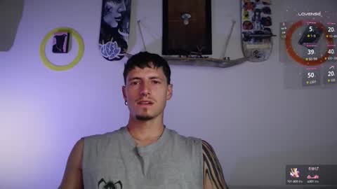 Snapshot of jamesss____ chatting on September 27, 12:15 am jamesss____ online show from September 27, 12:15 am