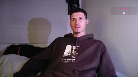 jamesss____ online show from November 19, 3:06 am