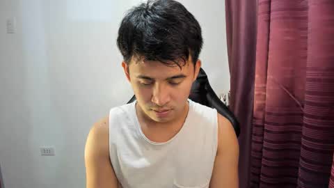 Snapshot of jamesthebigcockxxx chatting on December 4, 2:20 am jamesthebigcockxxx online show from December 4, 2:20 am