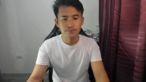 Snapshot of jamesthebigcockxxx chatting on January 7, 2:53 am jamesthebigcockxxx online show from January 7, 2:53 am