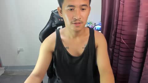 Snapshot of jamesthebigcockxxx chatting on January 10, 7:00 pm jamesthebigcockxxx online show from January 10, 7:00 pm