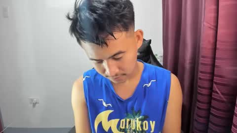 Snapshot of jamesthebigcockxxx chatting on January 13, 4:28 am jamesthebigcockxxx online show from January 13, 4:28 am