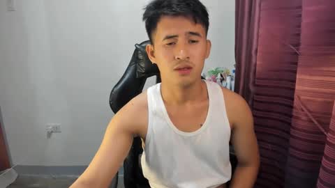 Snapshot of jamesthebigcockxxx chatting on January 24, 7:49 pm jamesthebigcockxxx online show from January 24, 7:49 pm