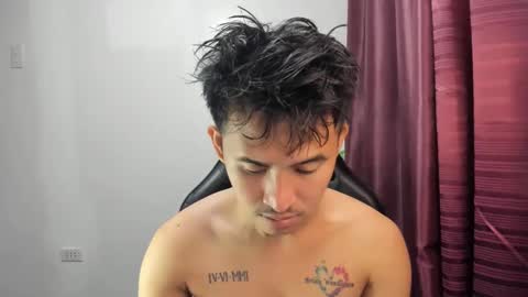 Snapshot of jamesthebigcockxxx chatting on January 27, 11:11 am jamesthebigcockxxx online show from January 27, 11:11 am